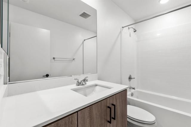 323 SEEDLING WAY, Fallbrook, CA 92028