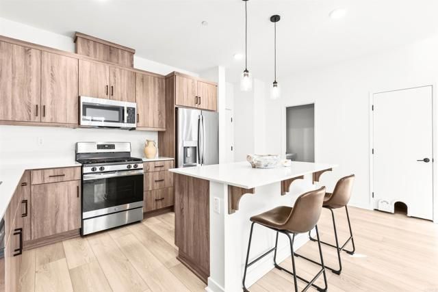 323 SEEDLING WAY, Fallbrook, CA 92028