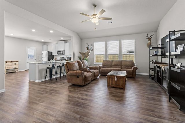 503 Turtle Dove Drive, Sealy, TX 77474