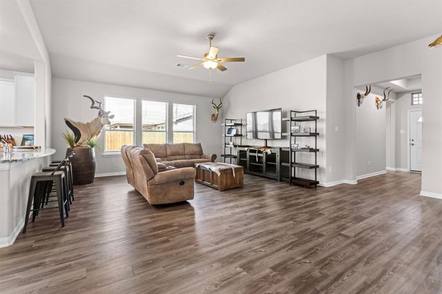 503 Turtle Dove Drive, Sealy, TX 77474