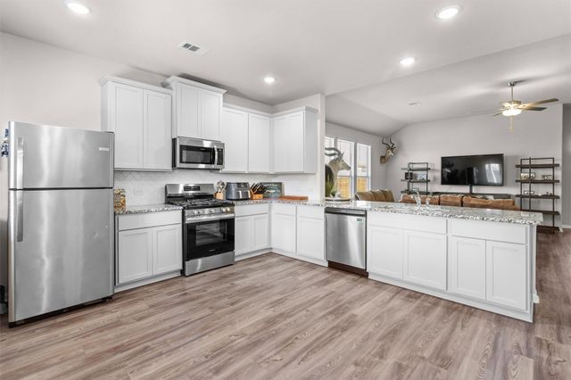 503 Turtle Dove Drive, Sealy, TX 77474