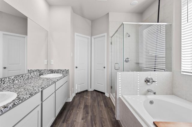 503 Turtle Dove Drive, Sealy, TX 77474