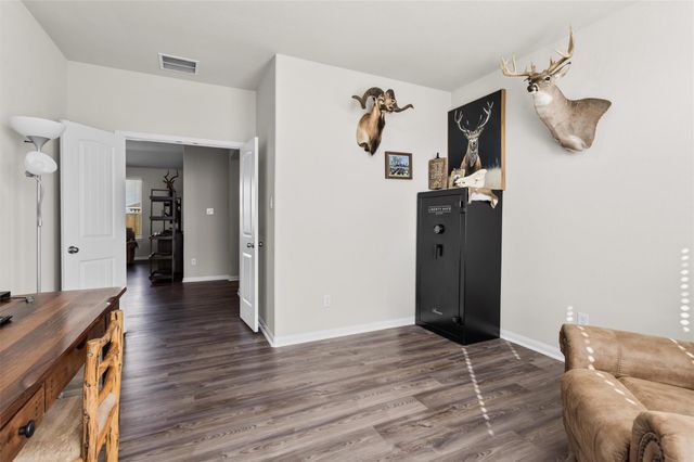 503 Turtle Dove Drive, Sealy, TX 77474
