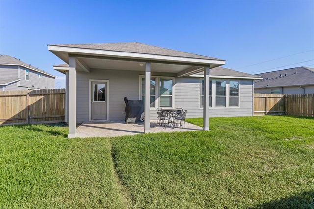 503 Turtle Dove Drive, Sealy, TX 77474