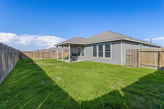 503 Turtle Dove Drive, Sealy, TX 77474