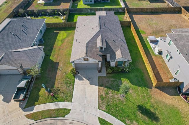 503 Turtle Dove Drive, Sealy, TX 77474