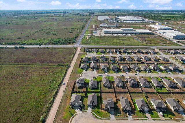 503 Turtle Dove Drive, Sealy, TX 77474