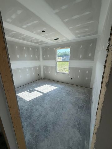 313 S Hampton Street, Pinewood, SC 29125