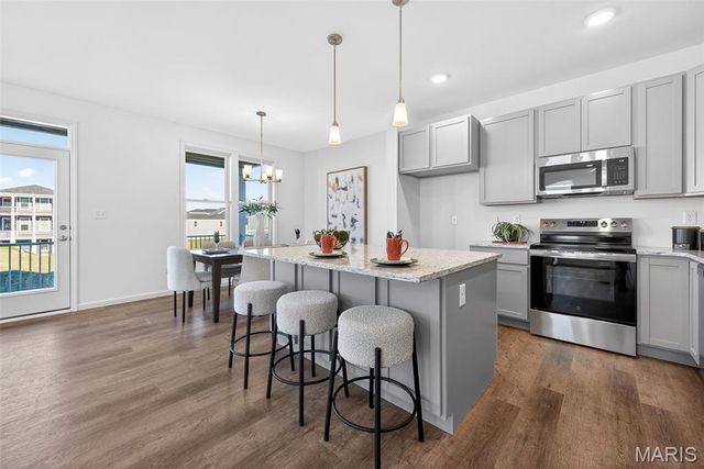 202 Marais Temps Clair Way, St Charles, MO 63301