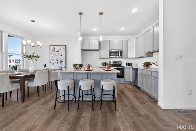 202 Marais Temps Clair Way, St Charles, MO 63301