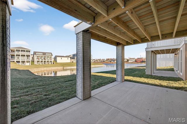 202 Marais Temps Clair Way, St Charles, MO 63301