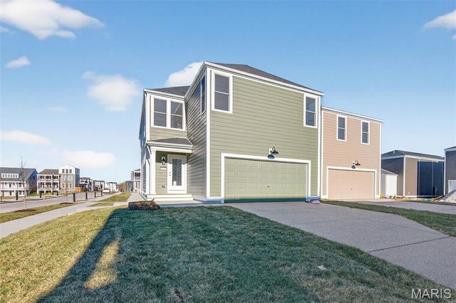 202 Marais Temps Clair Way, St Charles, MO 63301