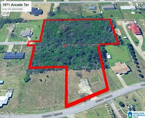 1571 ARCADE TERRACE, Hueytown, AL 35023