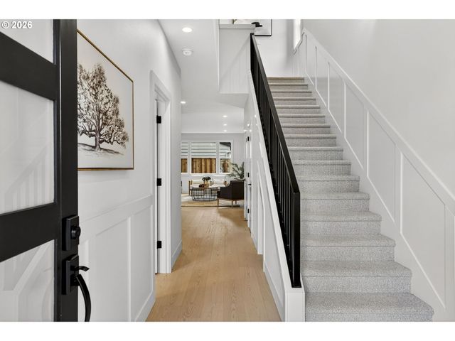 7602 Se CARLTON St A, Portland, OR 97206