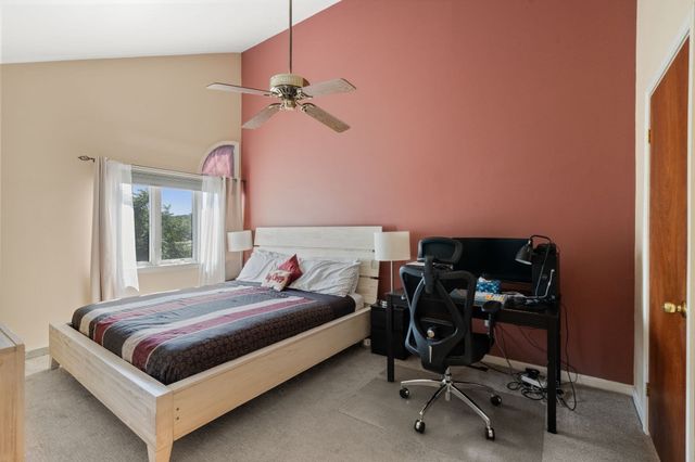 304 Erin Rd 304, Stoughton, MA 02072