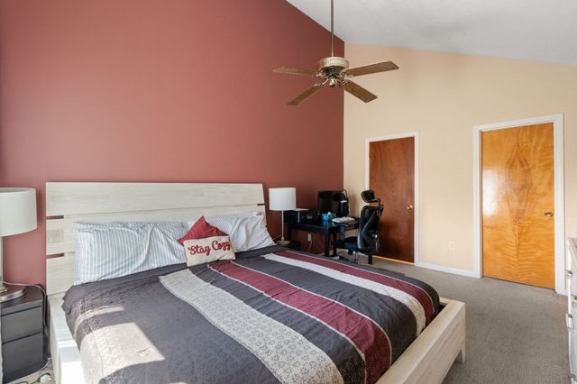 304 Erin Rd 304, Stoughton, MA 02072