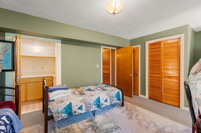 304 Erin Rd 304, Stoughton, MA 02072