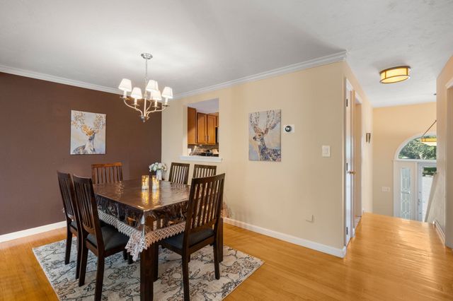 304 Erin Rd 304, Stoughton, MA 02072