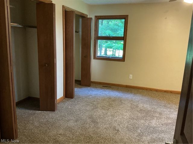 4237 Fairfield School Road, Leetonia, OH 44431