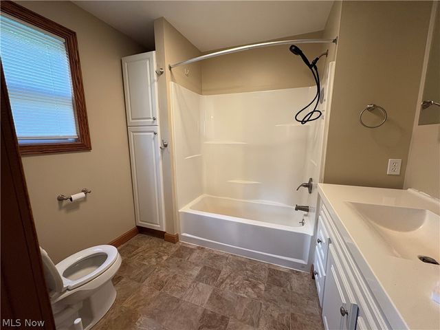 4237 Fairfield School Road, Leetonia, OH 44431