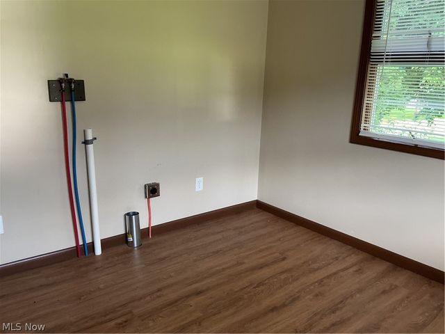 4237 Fairfield School Road, Leetonia, OH 44431