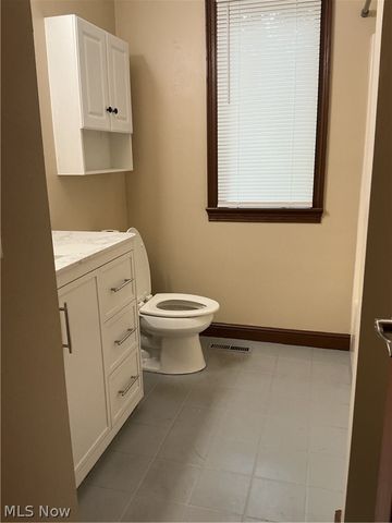 4237 Fairfield School Road, Leetonia, OH 44431