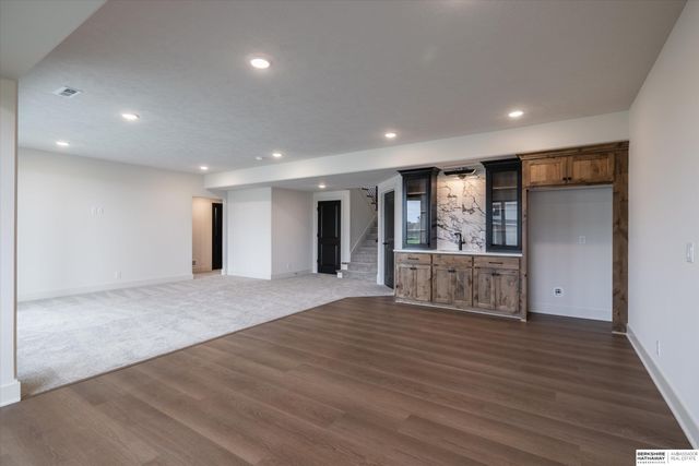 18309 Sycamore Drive, Gretna, NE 68028