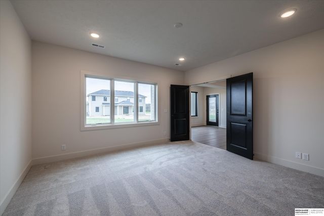 18309 Sycamore Drive, Gretna, NE 68028