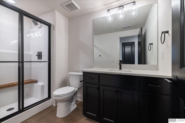 18309 Sycamore Drive, Gretna, NE 68028