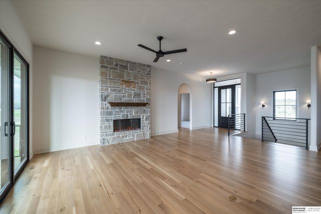 18309 Sycamore Drive, Gretna, NE 68028