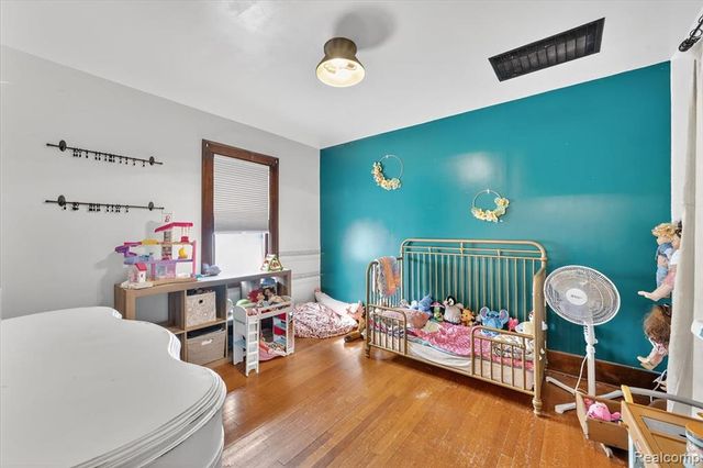 3424 N Irish Road, Davison, MI 48423