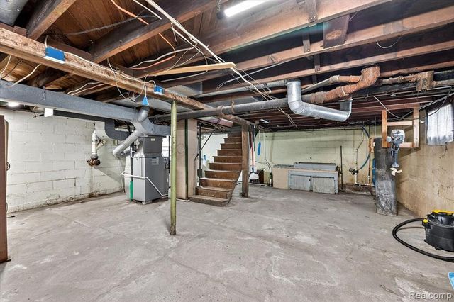 3424 N Irish Road, Davison, MI 48423