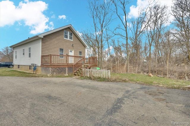 3424 N Irish Road, Davison, MI 48423