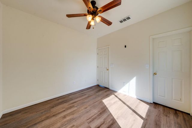 15051 Amberley Ln, Grass Valley, CA 95949