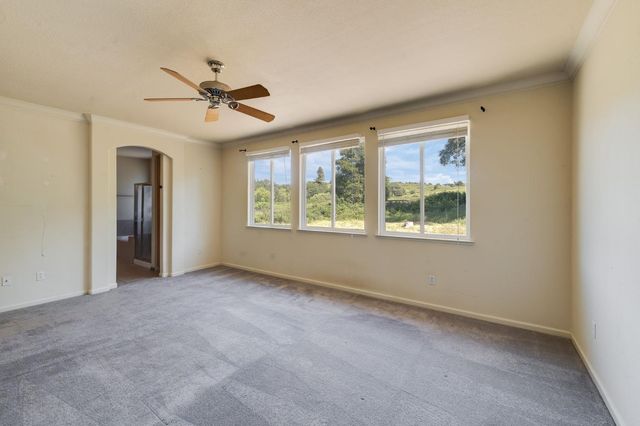 15051 Amberley Ln, Grass Valley, CA 95949