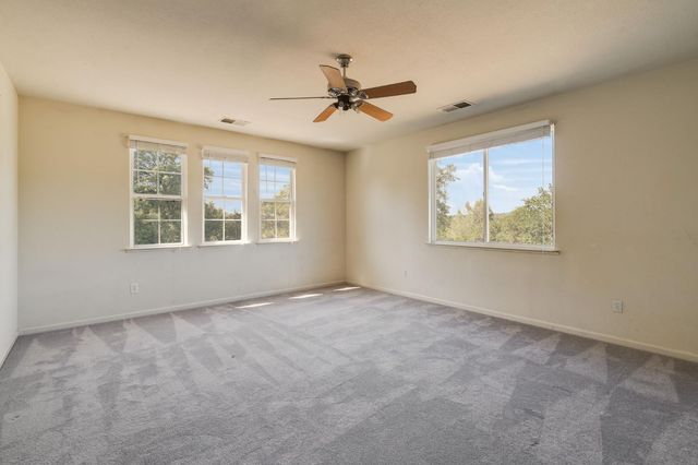 15051 Amberley Ln, Grass Valley, CA 95949