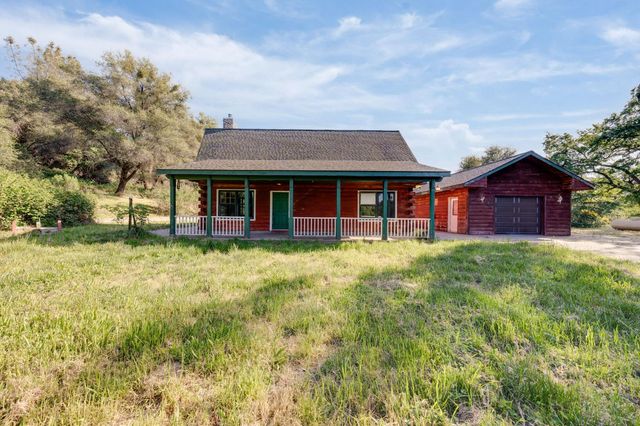 15051 Amberley Ln, Grass Valley, CA 95949