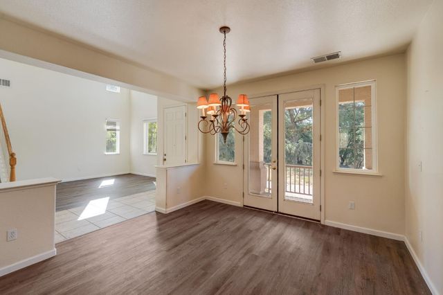 15051 Amberley Ln, Grass Valley, CA 95949