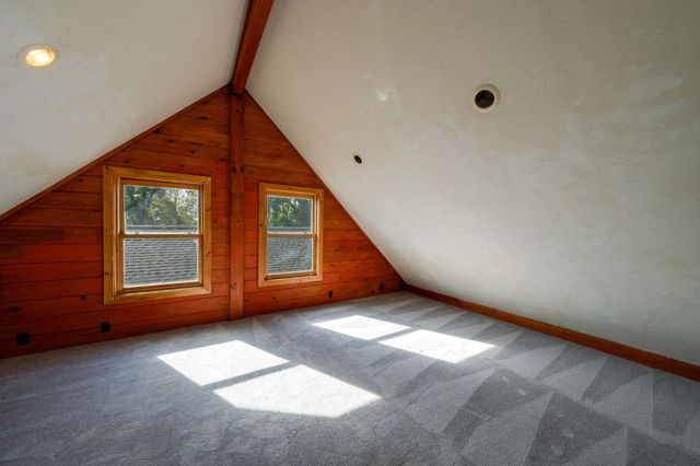 15051 Amberley Ln, Grass Valley, CA 95949