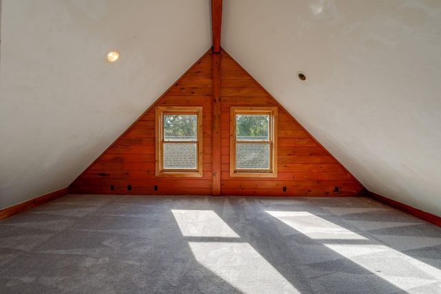 15051 Amberley Ln, Grass Valley, CA 95949