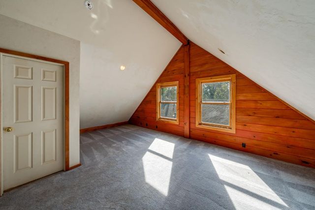 15051 Amberley Ln, Grass Valley, CA 95949