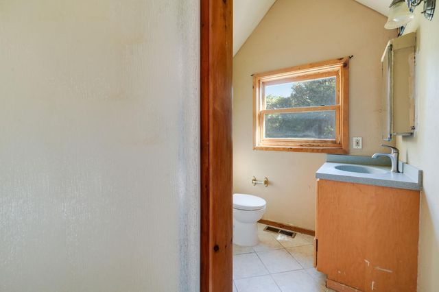 15051 Amberley Ln, Grass Valley, CA 95949