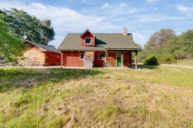 15051 Amberley Ln, Grass Valley, CA 95949