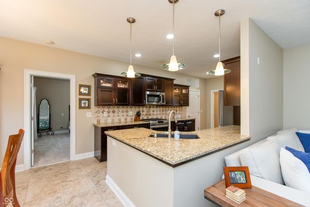 408 Wind Drift Court, Pittsboro, IN 46167