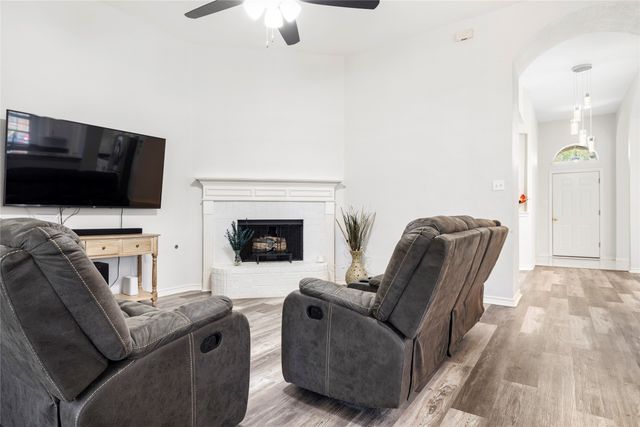 1534 Vista Ridge Drive, Forney, TX 75126