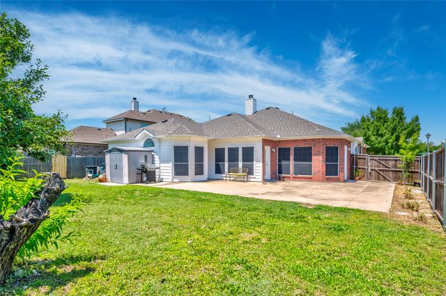 1534 Vista Ridge Drive, Forney, TX 75126
