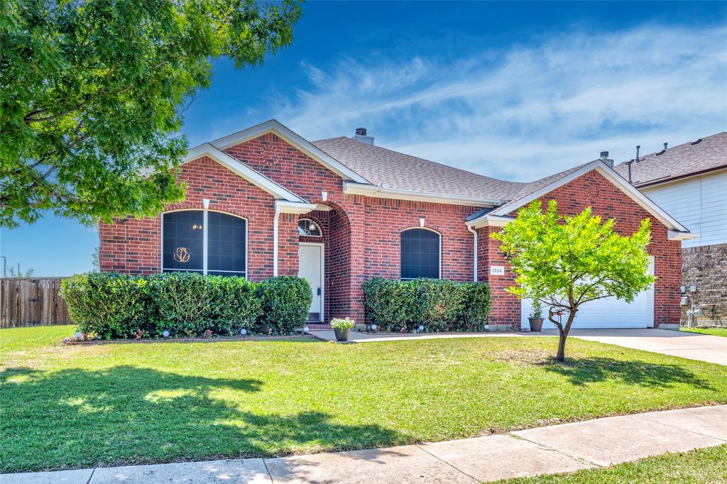 1534 Vista Ridge Drive, Forney, TX 75126
