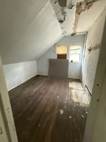 411 N Johnston Avenue, Rockford, IL 61101