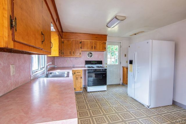 432 South Edwards Avenue, Syracuse, NY 13206