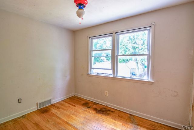 432 South Edwards Avenue, Syracuse, NY 13206